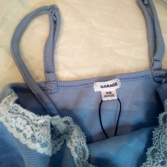 Garage Lace Crop Top - Picture 3 of 3